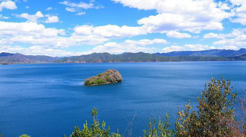 污水起泡要命？快問問水處理消泡劑怎么解決