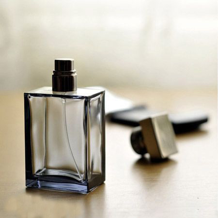 對待香水中的泡沫問題還在唯唯諾諾？果斷選擇香水消泡劑重拳出擊