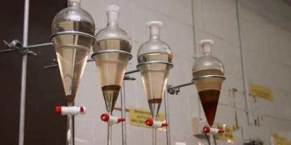 想要提取最純粹的精華嗎？這款萃取消泡劑比較適合你