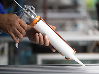 水性粘合劑消泡劑：保護粘接質(zhì)量，解決泡沫難題